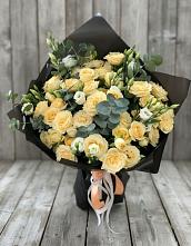 Букет цветов из:  Розы и Лизиантусы в Никольском 1-ом