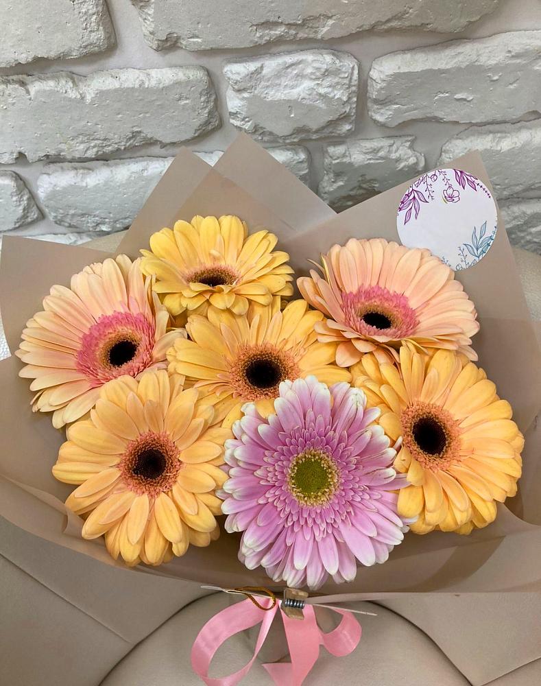Букет цветов из: Герберы в Никольском 1-ом
