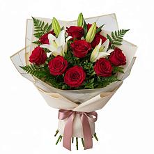 Букет цветов из:  Лилии и Розы #REPLACE_PRED# Никольском 1-ом