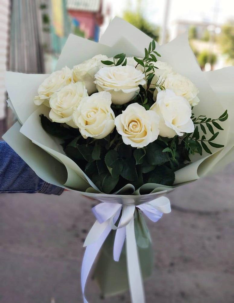 Букет Белые розы Проуд в Никольском 1-ом