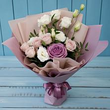 Букет цветов из:  Розы и Лизиантусы в Никольском 1-ом