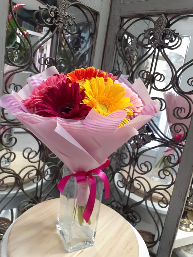 Букет цветов из: Герберы в Никольском 1-ом