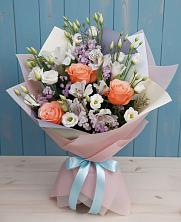 Букет цветов из:  Лизиантусы, Розы, Альстромерии и Гипсофила в Никольском 1-ом