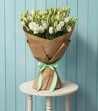 Букет цветов из:  Лизиантусы в Никольском 1-ом