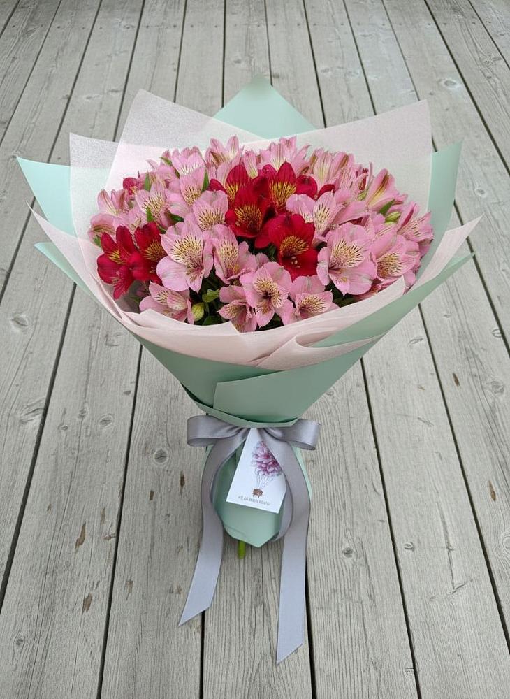 Букет цветов из: Альстромерии в Никольском 1-ом