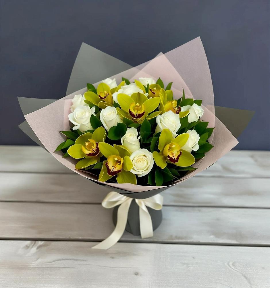 Букет цветов из: Орхидеи и Розы в Никольском 1-ом