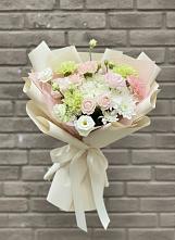 Букет цветов из:  Гвоздики, Розы, Лизиантусы и Хризантемы в Никольском 1-ом