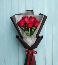 Букет цветов из:  Розы в Никольском 1-ом