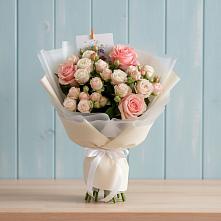 Букет цветов из:  Розы в Никольском 1-ом