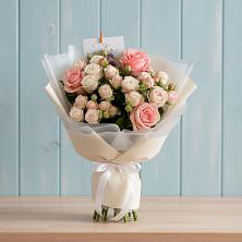 Букет цветов из:  Розы в Никольском 1-ом