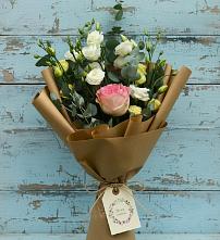 Букет цветов из:  Розы и Лизиантусы в Никольском 1-ом