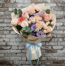 Букет цветов из:  Розы, Лизиантусы и Гвоздики #REPLACE_PRED# Никольском 1-ом