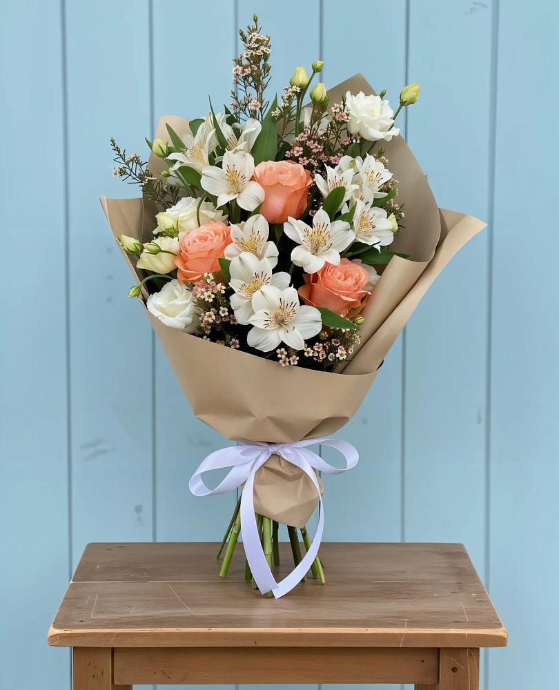 Букет цветов из: Альстромерии, Лизиантусы, Розы и Хризантемы в Никольском 1-ом