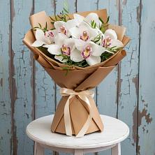 Букет цветов из:  Орхидеи и Розы в Никольском 1-ом