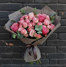 Букет цветов из:  Розы в Никольском 1-ом